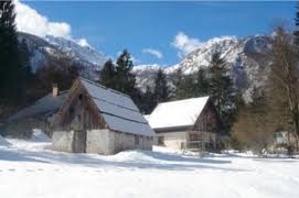 Highly insulated rustic Eco-homes utilising sustainable, locally sourced materials giving warm and comfortable, low maintenance homes with low running costs and low carbon footprints. Properties can be finished with stone external walls or a mix of stone, wood and paint-rendered walls.